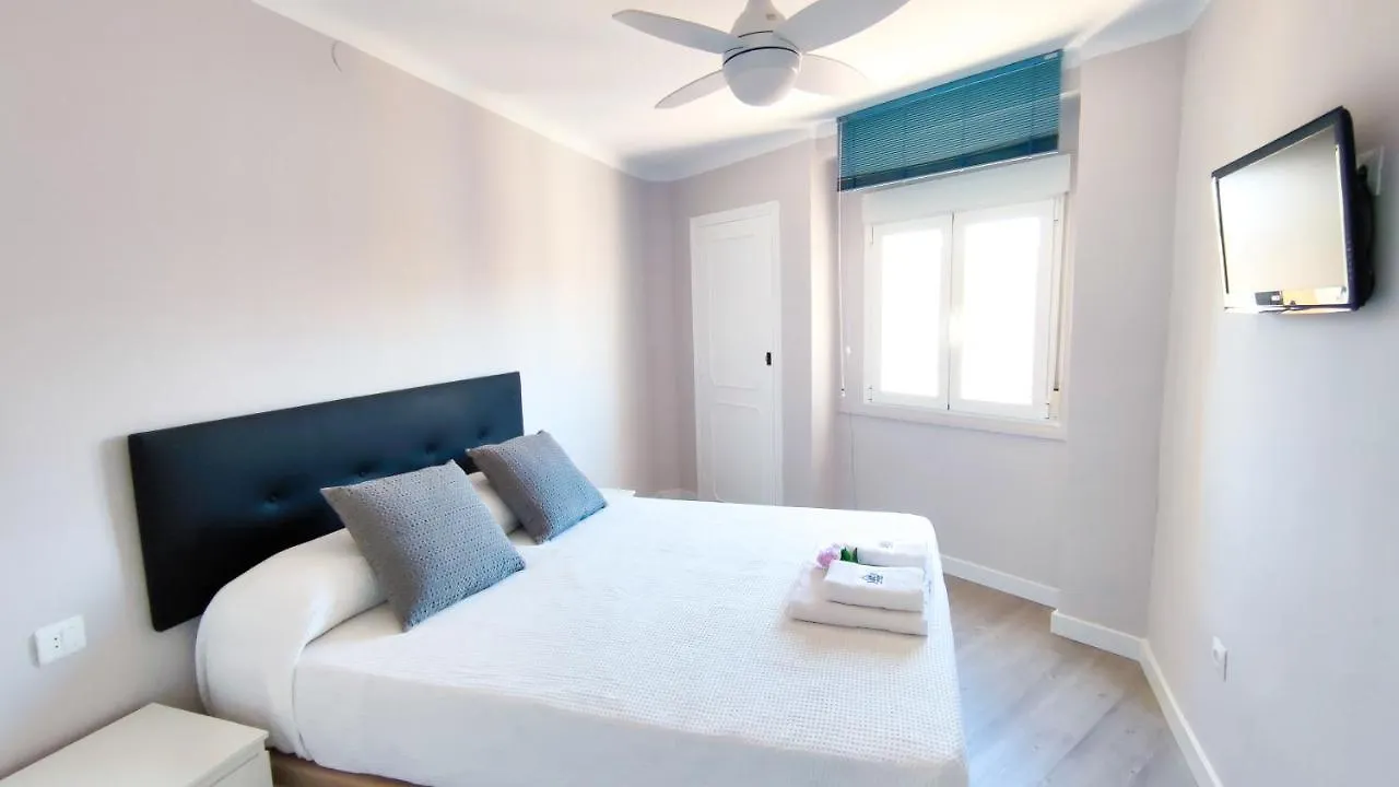 Apartment Yeti Duque Beach - Alojamientos La Torre Torre Del Mar Spanien